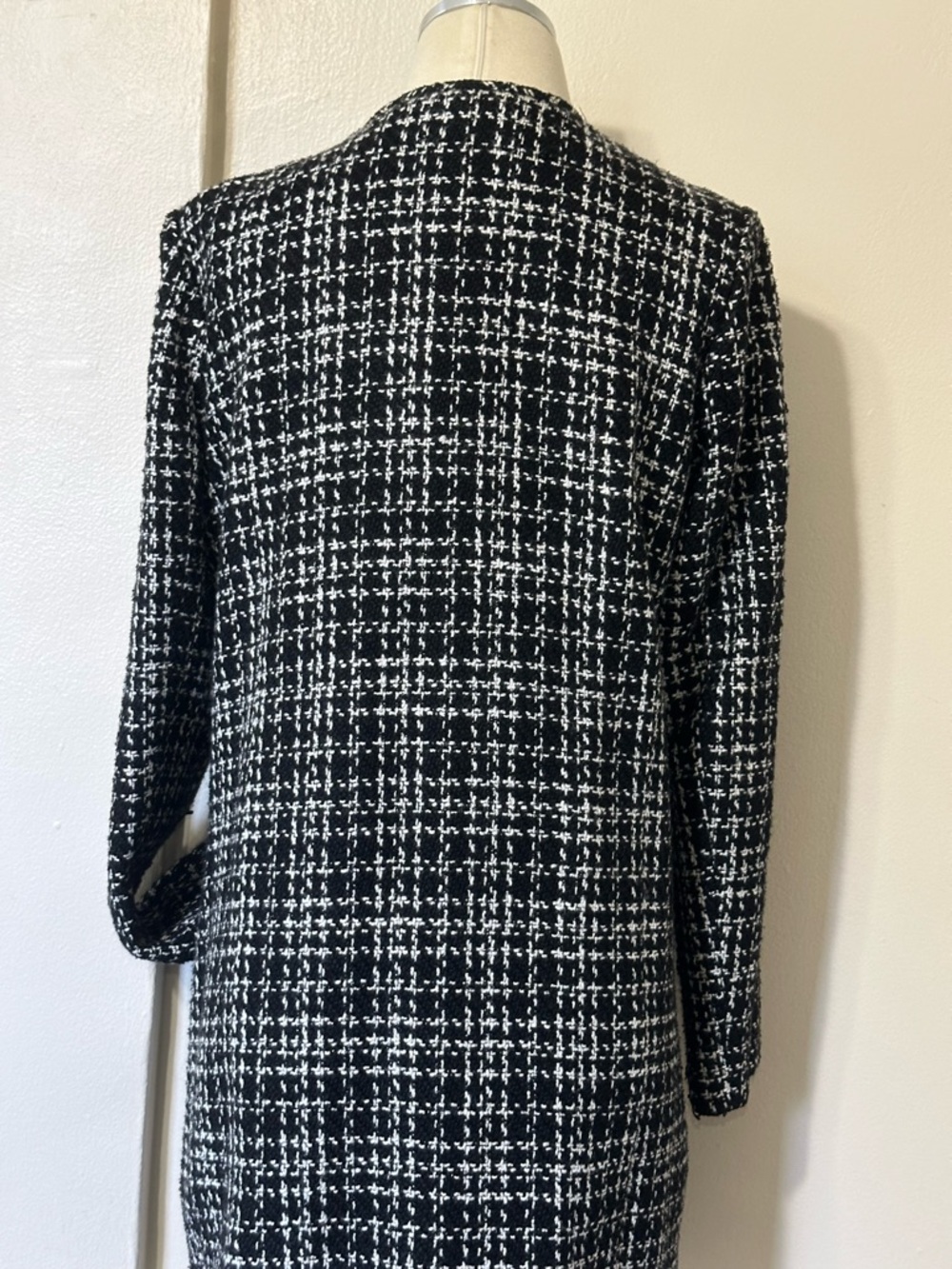 Karl Lagerfeld Paris Black & White Tweed Collarless Coat Jacket - Picture 2 of 4